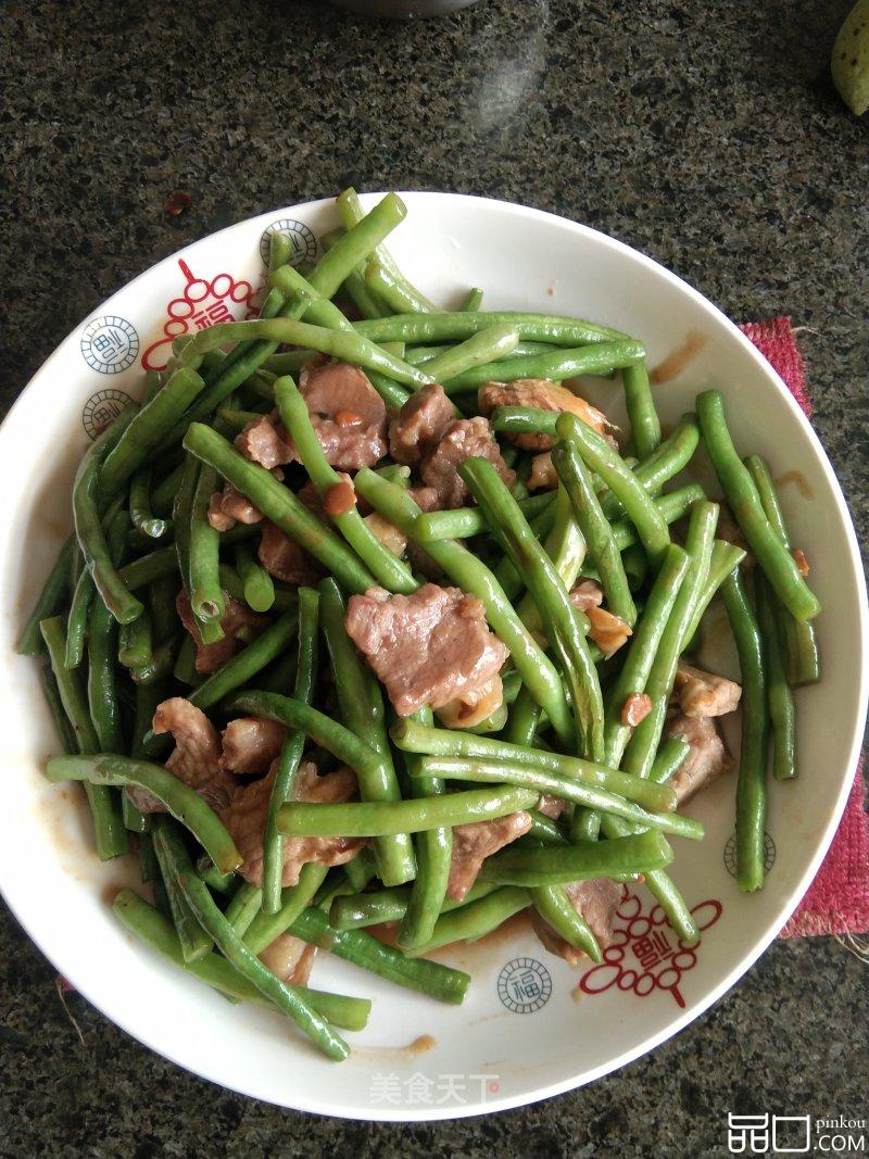猪腿肉焖炒豆角