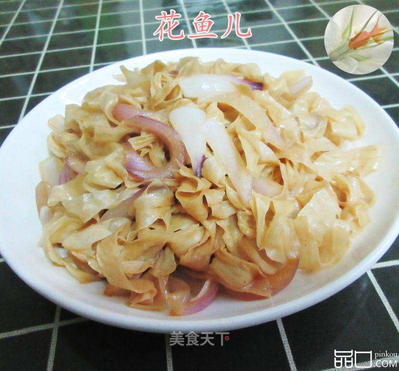 洋葱炒豆腐皮