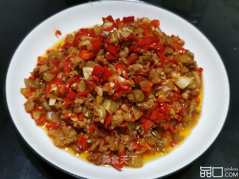 肉末榨菜炒红辣椒