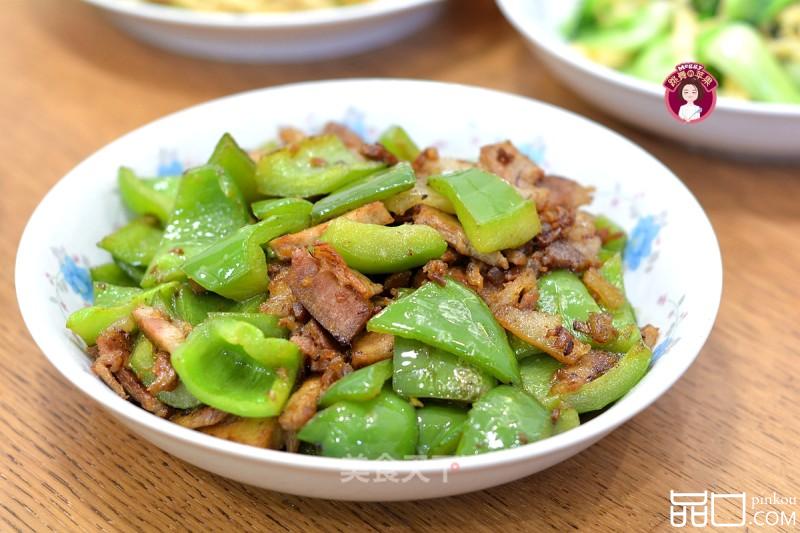 回锅肉炒青椒