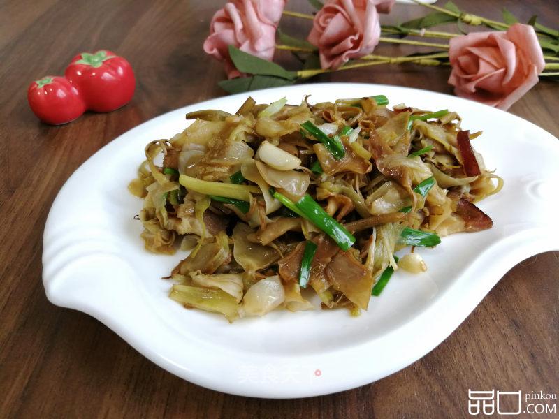 腊肉炒栀子花