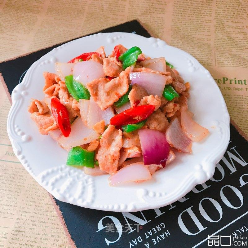 洋葱炒瘦肉片