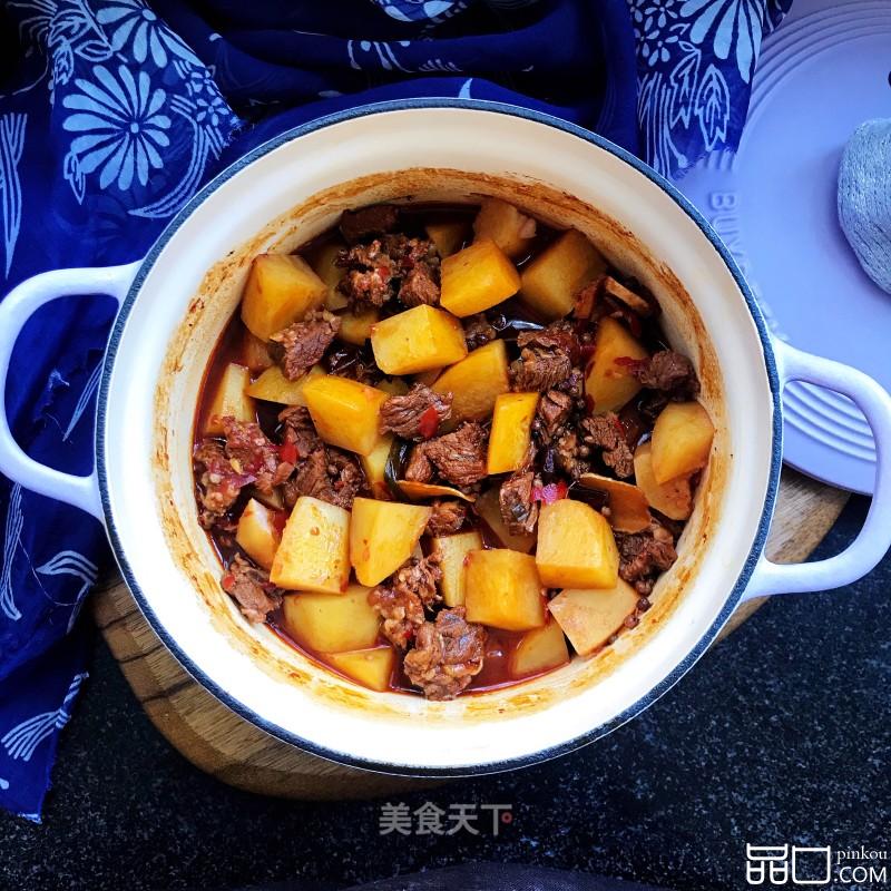 红烧牛肉炖土豆