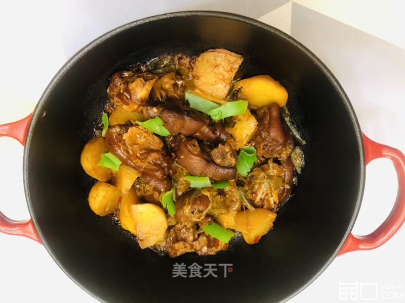 慢炖猪蹄土豆