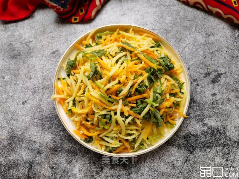 红薯土豆蒸芹菜叶