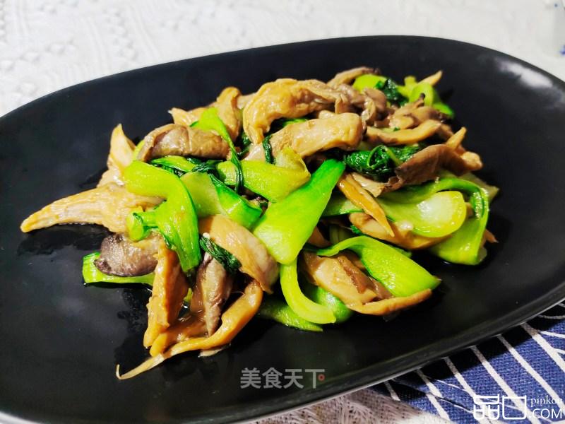 奶白菜炒平菇