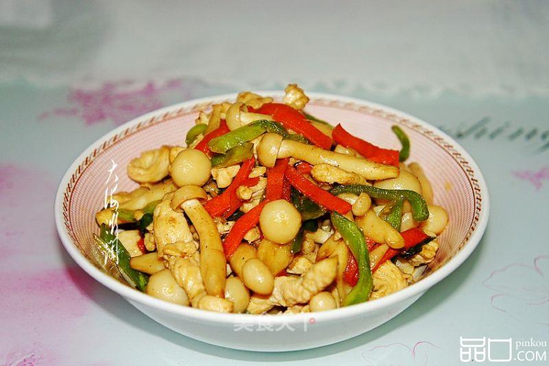 鸡胸肉炒白玉菇