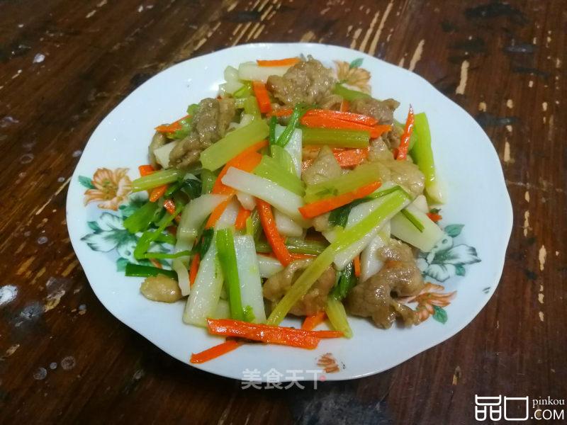 芹菜肉片炒年糕