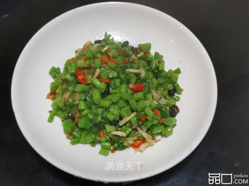 豆豉辣椒炒东苋菜杆