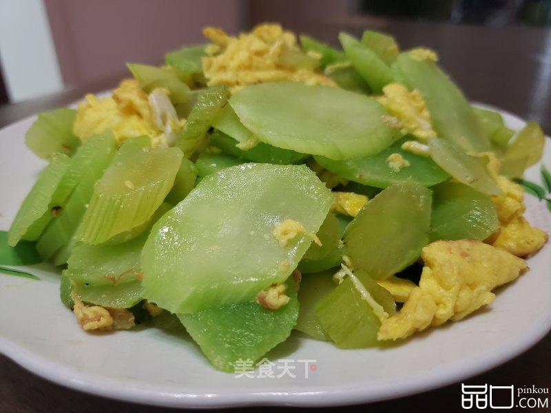 莴笋炒鸭蛋