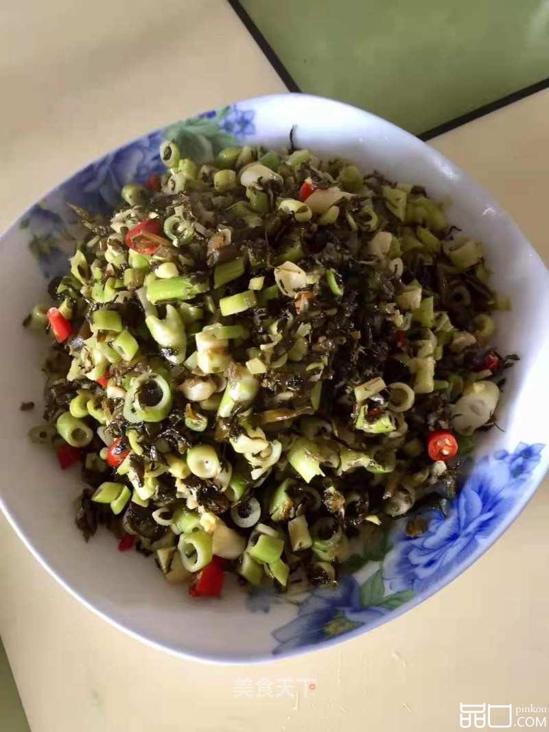 笋尖炒酸菜