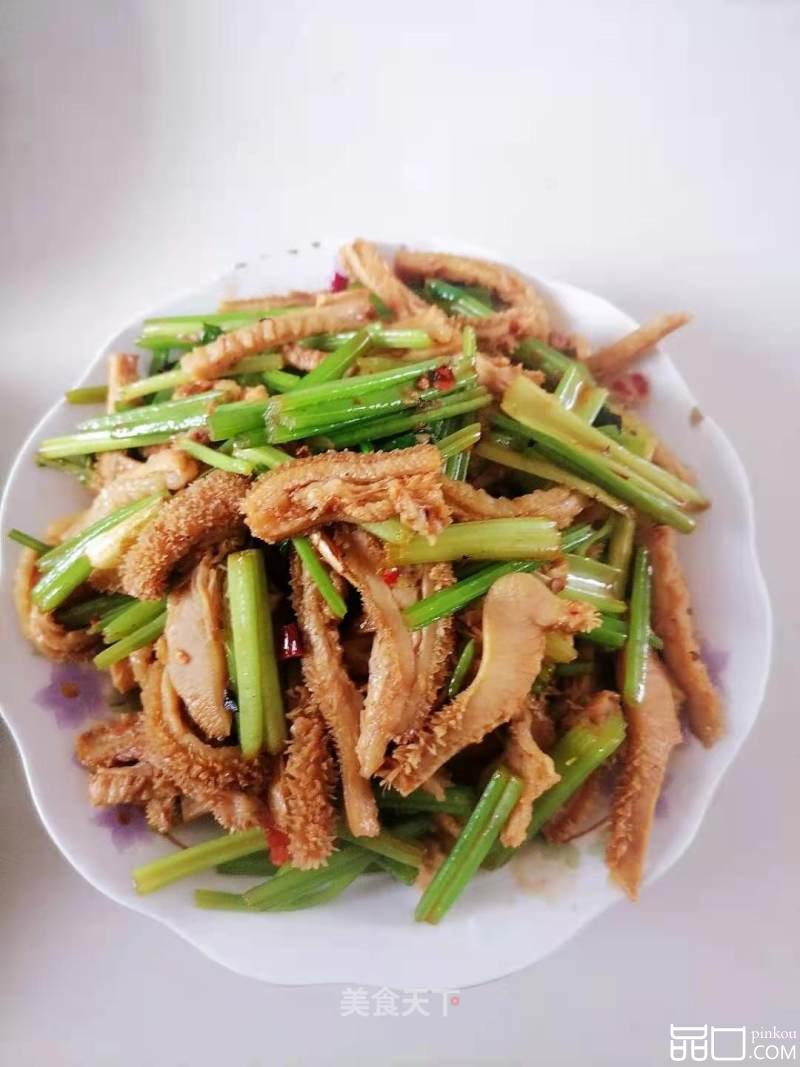 芹菜炒牛肚