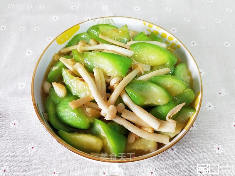 鲜菇炒丝瓜 