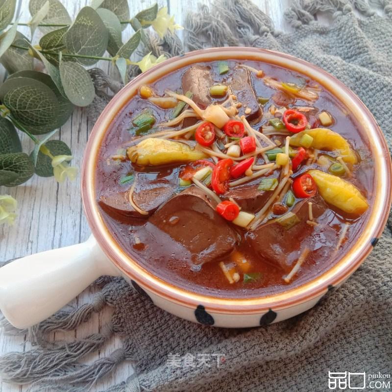 金针菇泡椒猪血