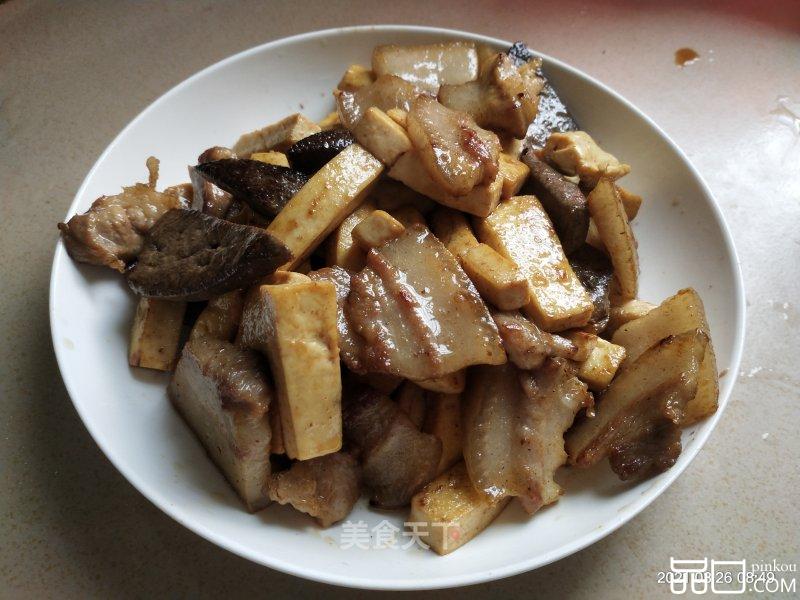 猪肉炒豆腐饼