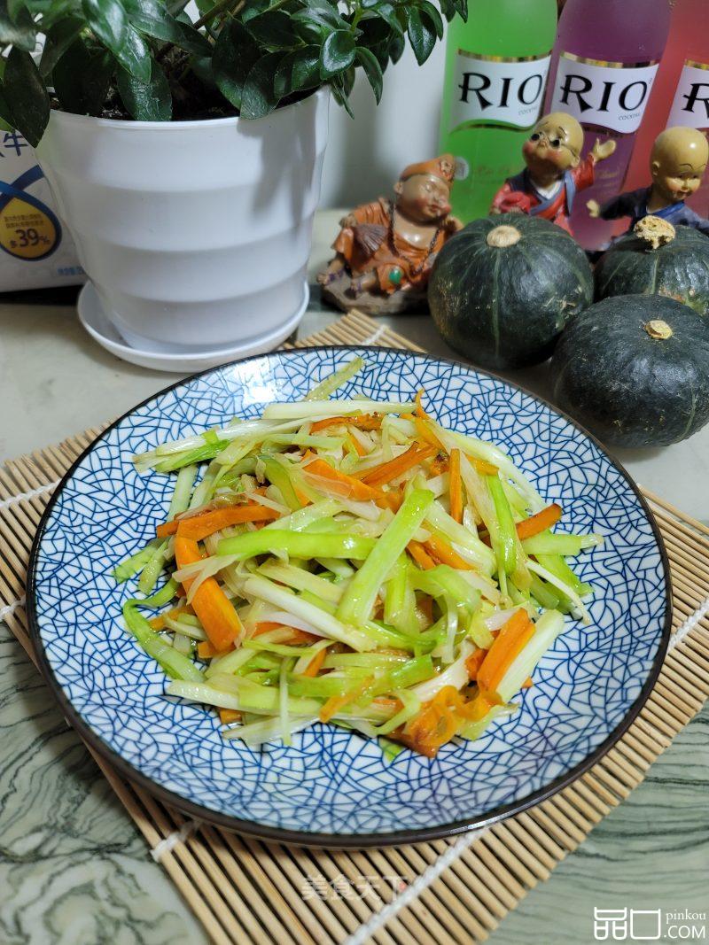 韭黄炒胡萝卜