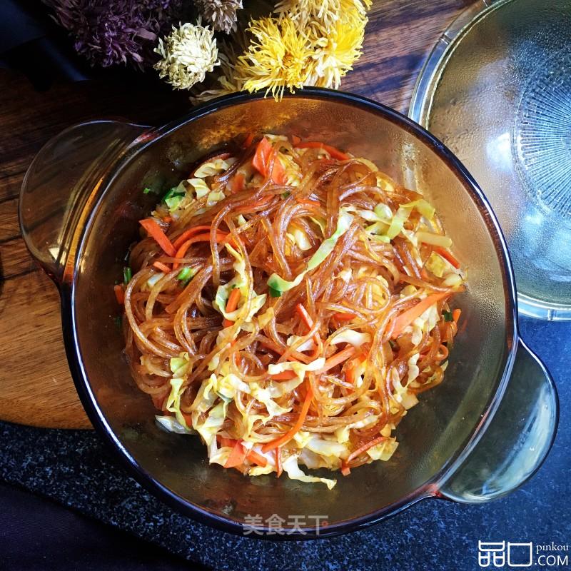 包菜胡萝卜炒粉条