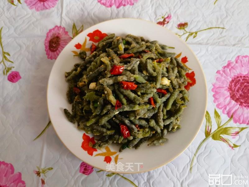 蒜瓣辣椒炒楮桃穗