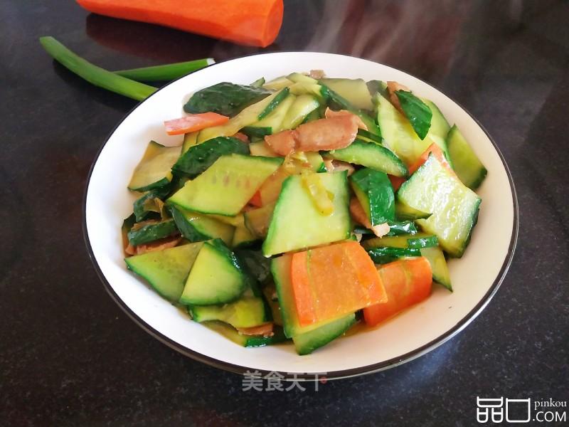 黄瓜胡萝卜片炒肉