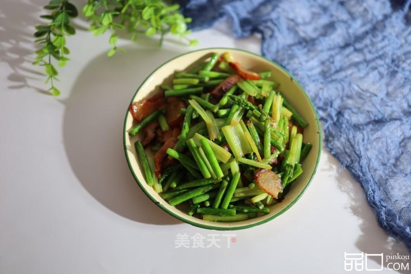 芹菜芦笋炒腊肉