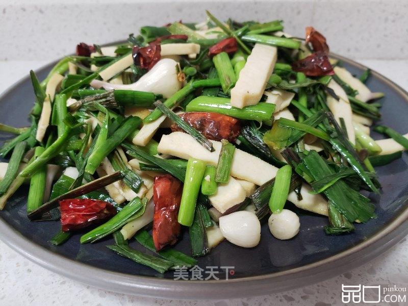 蒜苗炒豆干