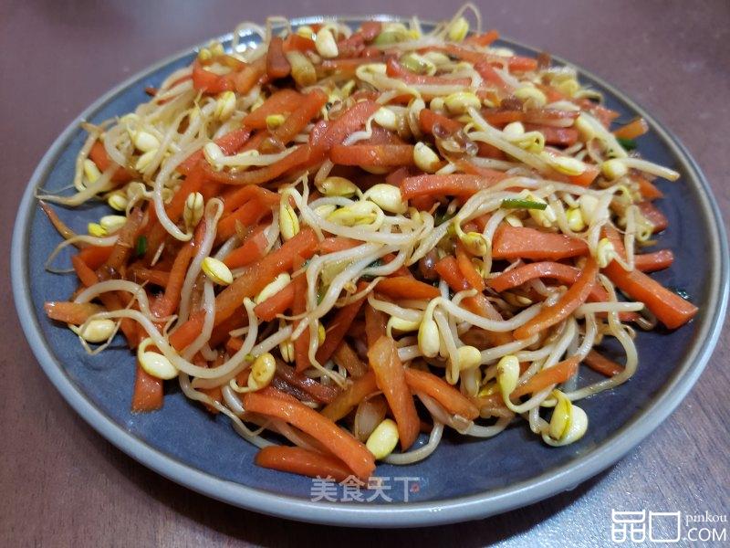 红萝卜炒黄豆芽