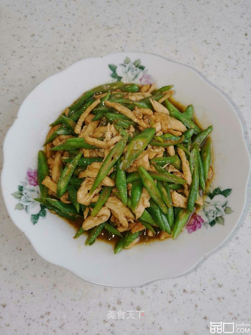豆角炒鸡丝