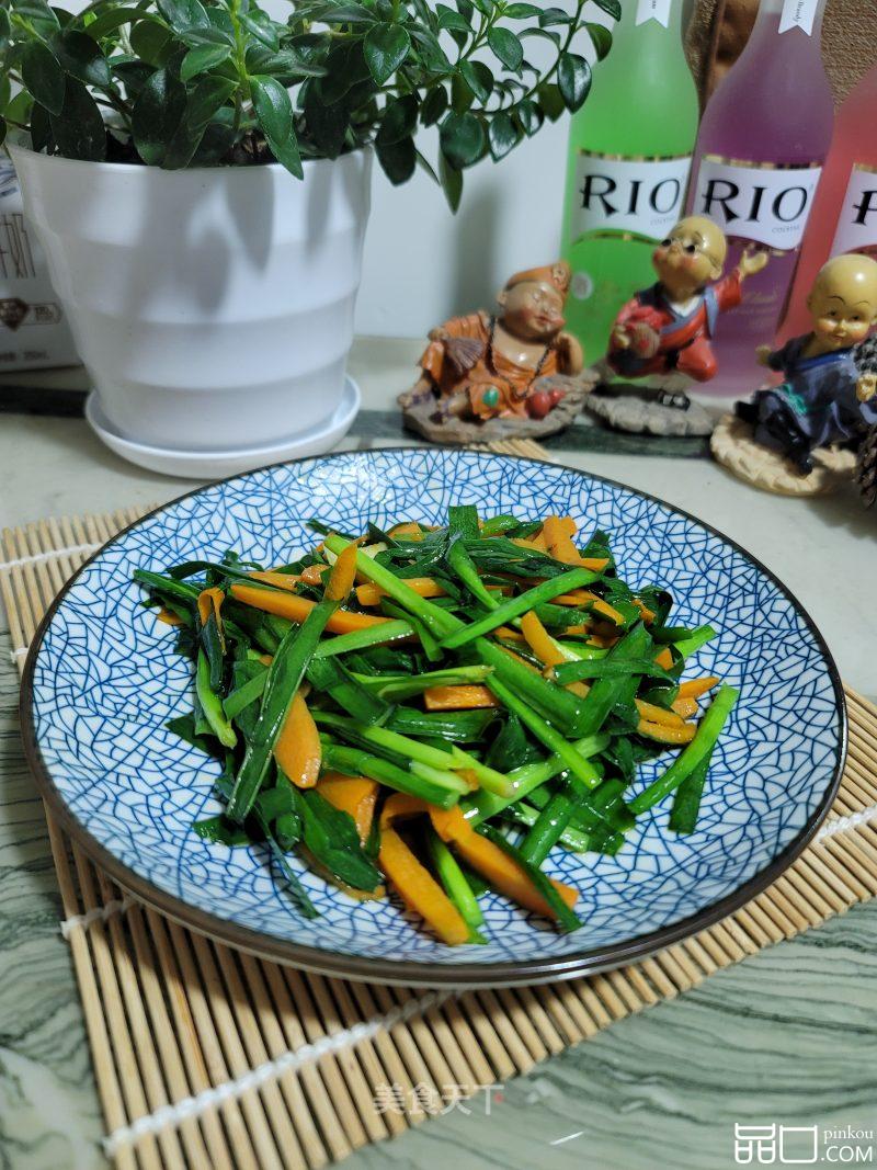 胡萝卜炒韭菜