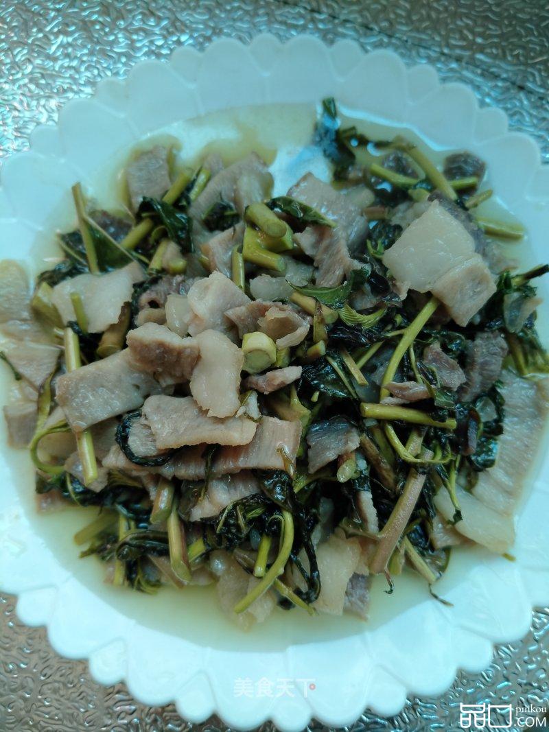 香椿炒肉
