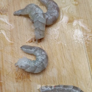 秋葵虾仁滑蛋步骤8