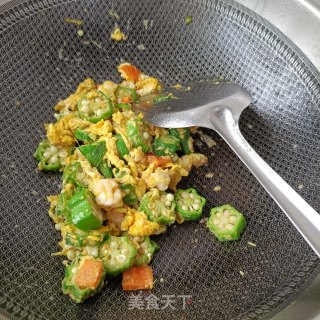 秋葵虾仁滑蛋步骤19