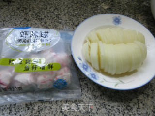 虾味球炒莲藕步骤1