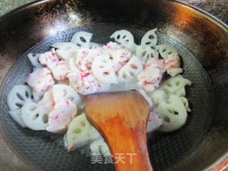 虾味球炒莲藕步骤6