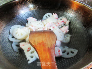 虾味球炒莲藕步骤9