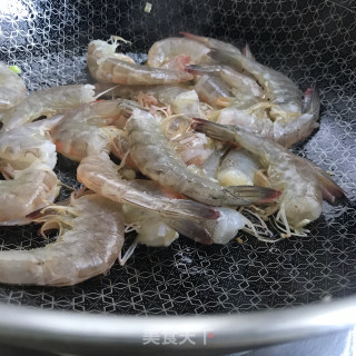 糖醋吮指虾步骤5