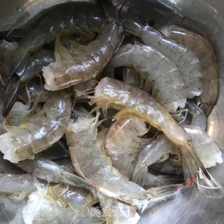 糖醋吮指虾步骤3
