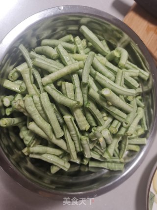 酱焖豇豆土豆条步骤1