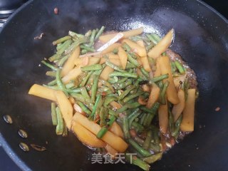 酱焖豇豆土豆条步骤7