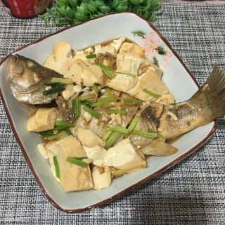 豆腐炖鲈鱼步骤9