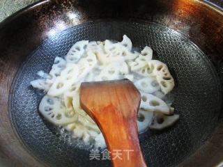 苦瓜炒莲藕步骤5