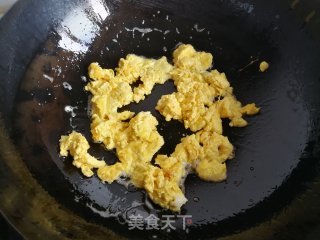 秋葵胡萝卜炒鹅蛋步骤5