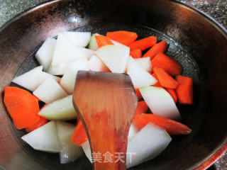 胡萝卜烧冬瓜步骤2