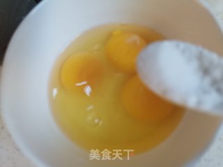 西红柿炒蛋粗茶淡饭最养人，步骤2