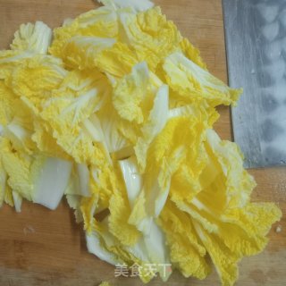 酸辣娃娃菜步骤1