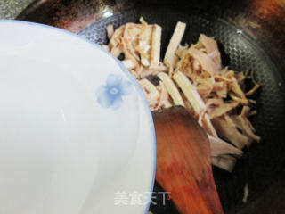 豆腐干烧水笋步骤4