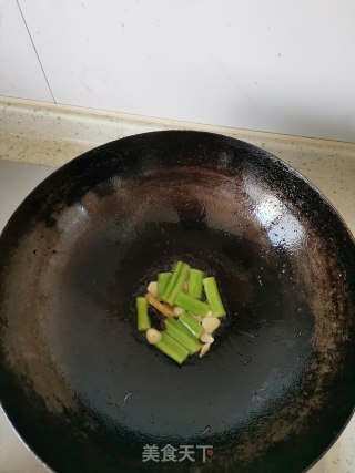 红烧小鱼步骤3