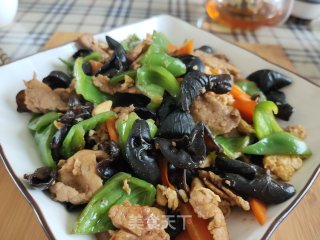 青椒木耳炒肉片步骤17