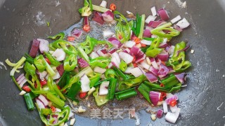 祖传下饭菜——小炒熟牛肉步骤8