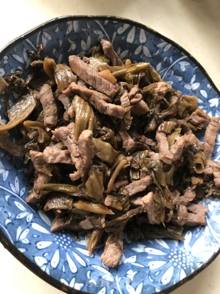 咸菜炒牛肉丝步骤5
