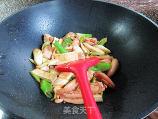 大葱豆腐干炒鸡腿肉步骤12
